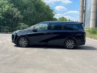 GAC Trumpchi E8 2024 купить из Китая, цена 4 071 000 ₽ — Suifenhe Auto