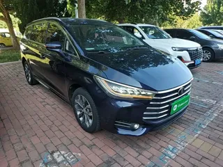 BYD Song 2019 купить из Китая, цена 2 707 000 ₽ — Suifenhe Auto