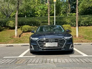 Audi A7L 2024 купить из Китая, цена 5 017 000 ₽ — Suifenhe Auto