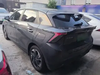 MG MG4 2024 купить из Китая, цена 1 527 000 ₽ — Suifenhe Auto