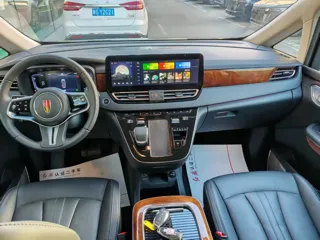 Hongqi HQ9 PHEV 2024 купить из Китая, цена 5 586 000 ₽ — Suifenhe Auto