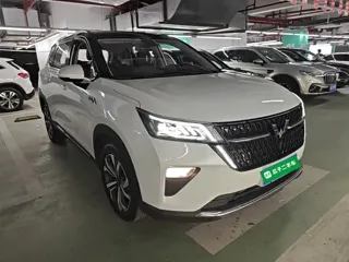 Wuling Xingchen 2023 купить из Китая, цена 1 129 000 ₽ — Suifenhe Auto