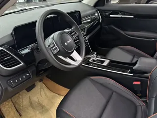 Kia Seltos 2023 купить из Китая, цена 2 455 000 ₽ — Suifenhe Auto