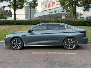 Chery Arrizo 8 PRO 2026 купить из Китая, цена 3 079 000 ₽ — Suifenhe Auto