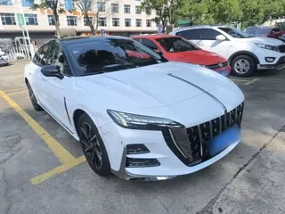 Hongqi H6 2026 купить из Китая, цена 3 888 000 ₽ — Suifenhe Auto