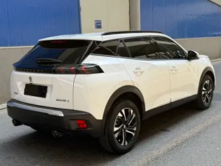 Peugeot 2008 2025 купить из Китая, цена 1 929 000 ₽ — Suifenhe Auto