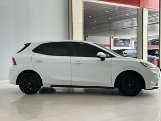 MG MG4 2025 купить из Китая, цена 1 474 000 ₽ — Suifenhe Auto
