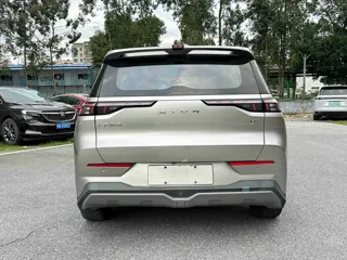 Aion Y 2022 купить из Китая, цена 3 007 000 ₽ — Suifenhe Auto