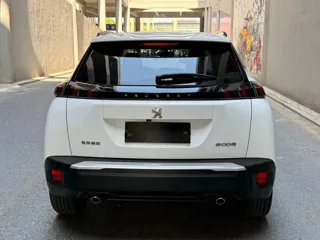 Peugeot 2008 2025 купить из Китая, цена 1 929 000 ₽ — Suifenhe Auto
