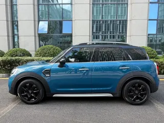 MINI COUNTRYMAN 2019 купить из Китая, цена 1 644 000 ₽ — Suifenhe Auto