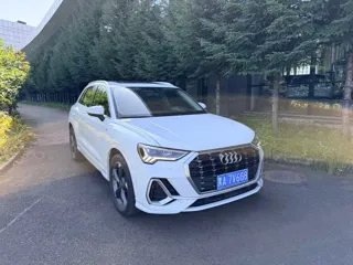 Audi Q3 2022 купить из Китая, цена 2 378 000 ₽ — Suifenhe Auto