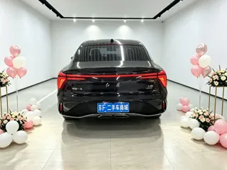 Hongqi H6 2024 купить из Китая, цена 3 362 000 ₽ — Suifenhe Auto
