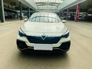 Venucia D60EV 2021 купить из Китая, цена 1 112 000 ₽ — Suifenhe Auto