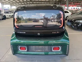 Baojun KiWi EV 2022 купить из Китая, цена 973 000 ₽ — Suifenhe Auto