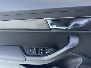 Skoda Karoq 2023 купить из Китая, цена 2 430 000 ₽ — Suifenhe Auto