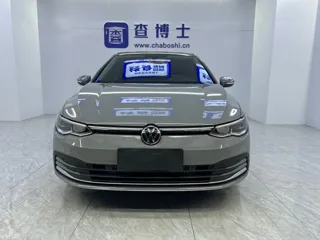 Volkswagen Golf 2023 купить из Китая, цена 2 105 000 ₽ — Suifenhe Auto