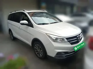 Baojun 730 2019 купить из Китая, цена 1 211 000 ₽ — Suifenhe Auto