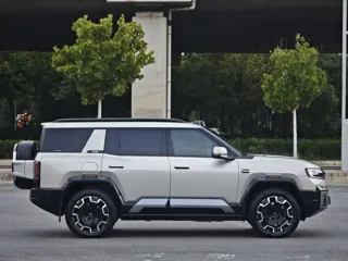 Fangchengbao Bao 8 2024 купить из Китая, цена 8 779 000 ₽ — Suifenhe Auto