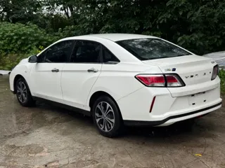 Venucia D60EV 2022 купить из Китая, цена 967 000 ₽ — Suifenhe Auto