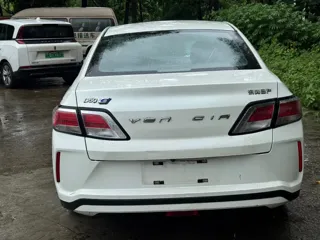 Venucia D60EV 2022 купить из Китая, цена 967 000 ₽ — Suifenhe Auto