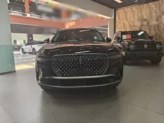 Lincoln Nautilus (Import) 2025 купить из Китая, цена 5 606 000 ₽ — Suifenhe Auto
