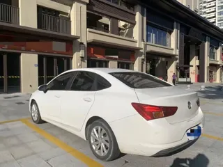 Buick Verano 2018 купить из Китая, цена 1 159 000 ₽ — Suifenhe Auto