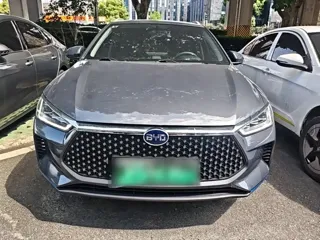 BYD e2 2021 купить из Китая, цена 1 134 000 ₽ — Suifenhe Auto