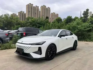 Changan UNI-V 2024 купить из Китая, цена 2 320 000 ₽ — Suifenhe Auto