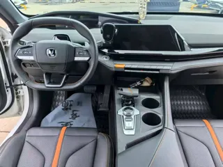 Changan UNI-V 2024 купить из Китая, цена 2 320 000 ₽ — Suifenhe Auto