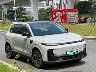 Leapmotor B10 2026 купить из Китая, цена 3 023 000 ₽ — Suifenhe Auto