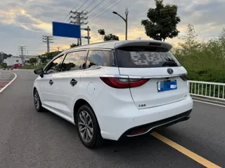 BYD Song 2020 купить из Китая, цена 2 662 000 ₽ — Suifenhe Auto