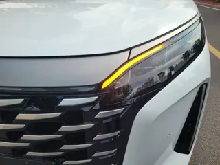 BYD Xia 2025 купить из Китая, цена 4 766 000 ₽ — Suifenhe Auto