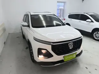 Baojun 530 2021 купить из Китая, цена 1 323 000 ₽ — Suifenhe Auto