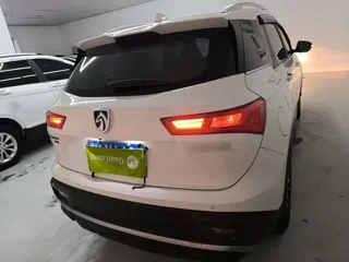Baojun 530 2021 купить из Китая, цена 1 323 000 ₽ — Suifenhe Auto