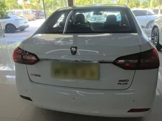 Roewe 360 2019 купить из Китая, цена 1 037 000 ₽ — Suifenhe Auto
