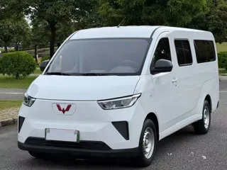 Wuling Yangguang 2024 купить из Китая, цена 1 419 000 ₽ — Suifenhe Auto