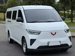 Wuling Yangguang 2024 купить из Китая, цена 1 419 000 ₽ — Suifenhe Auto