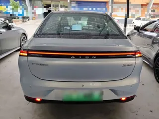 Aion S 2024 купить из Китая, цена 1 752 000 ₽ — Suifenhe Auto
