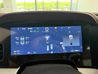 BYD 07 DM-i 2025 купить из Китая, цена 4 073 000 ₽ — Suifenhe Auto