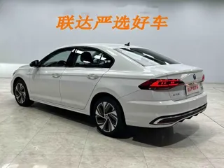 Volkswagen Bora 2022 купить из Китая, цена 1 606 000 ₽ — Suifenhe Auto