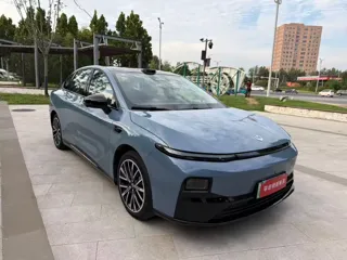 Leapmotor B01 2025 купить из Китая, цена 3 005 000 ₽ — Suifenhe Auto