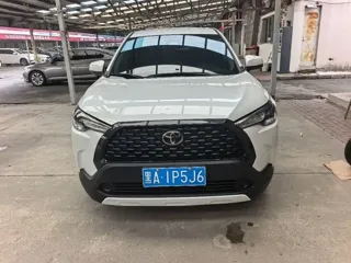 Toyota Corolla Cross 2024 купить из Китая, цена 2 932 000 ₽ — Suifenhe Auto