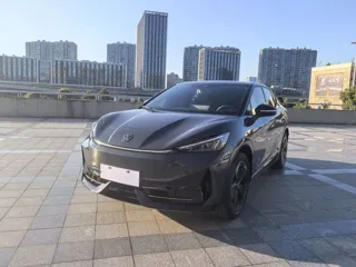 Volkswagen Yuzhong 06 2025 купить из Китая, цена 3 054 000 ₽ — Suifenhe Auto