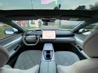 Changan Qiyuan A07 2023 купить из Китая, цена 3 564 000 ₽ — Suifenhe Auto