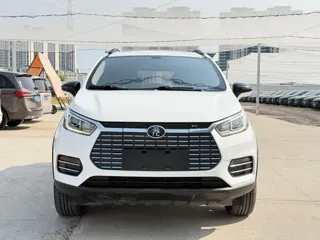 BYD Yuan NEV 2018 купить из Китая, цена 931 000 ₽ — Suifenhe Auto