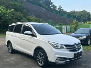 Baojun 730 2021 купить из Китая, цена 1 238 000 ₽ — Suifenhe Auto