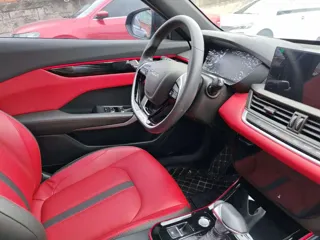 Dongfeng Aeolus Yixuan 2021 купить из Китая, цена 1 085 000 ₽ — Suifenhe Auto