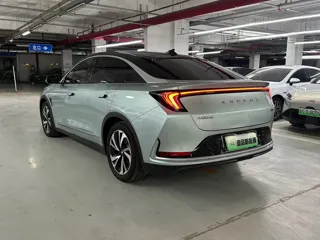 ARCFOX S 2022 купить из Китая, цена 3 655 000 ₽ — Suifenhe Auto