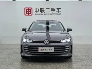 Volkswagen Passat 2024 купить из Китая, цена 4 248 000 ₽ — Suifenhe Auto