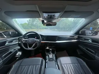 Volkswagen Passat 2024 купить из Китая, цена 3 897 000 ₽ — Suifenhe Auto